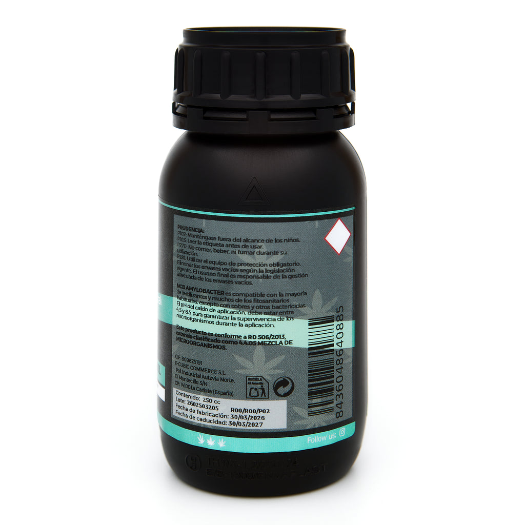 Bote negro de 250 mililitros NCB AMYLOBACTER - fungicida orgánico marca NatureCanBe – producto fungicida – etiqueta azul clarito