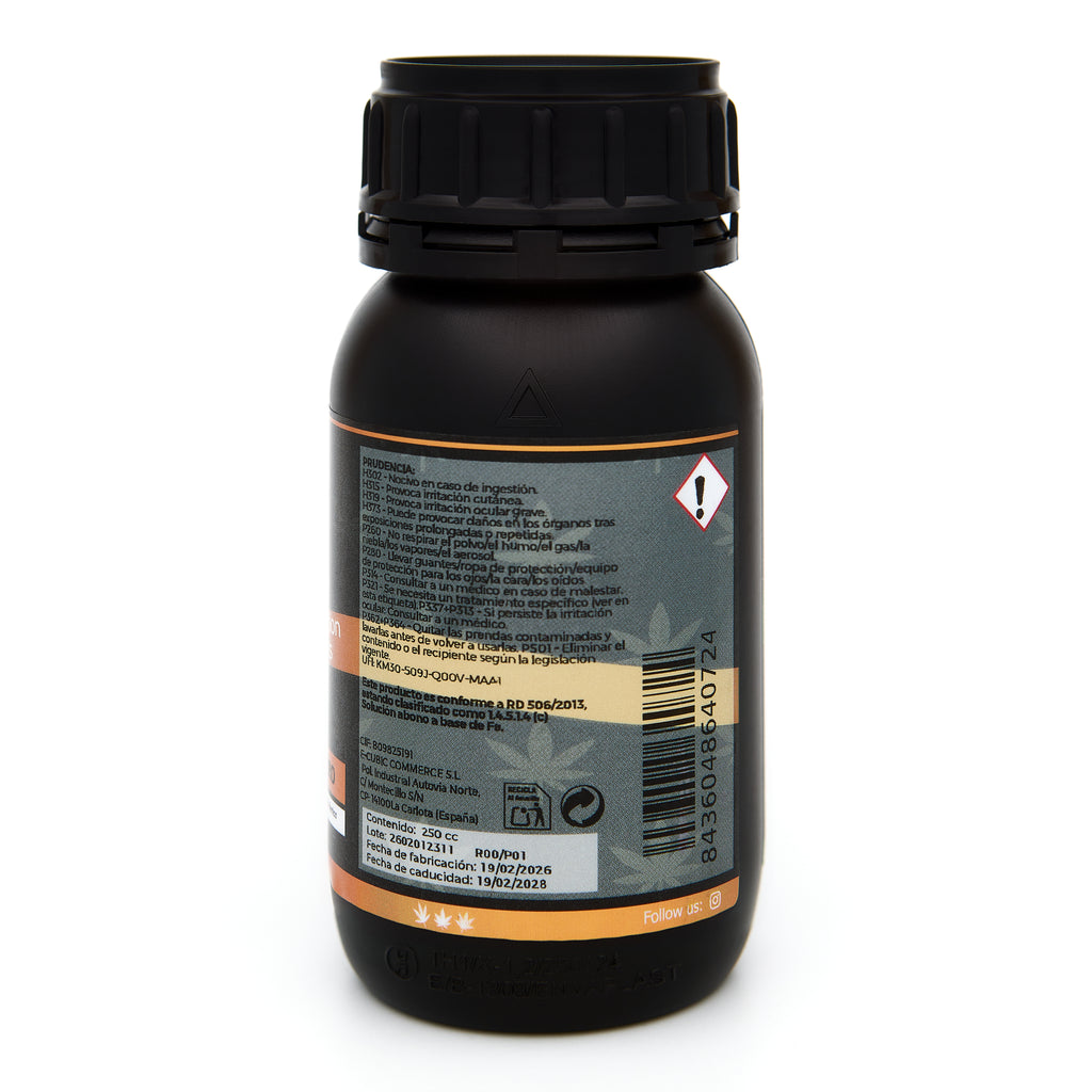 Bote negro de 250 mililitros NCB TITAN FERRO - producto marca NatureCanBe – producto nutricional orgánico – etiqueta anaranjada
